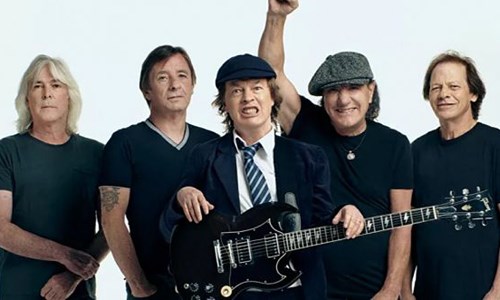 AC/DC YENİ ALBÜMLE ÖNDÜ VE LİSTELERE 1 NUMARADAN GİRDİ